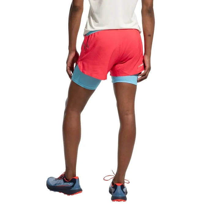 Pantalones cortos Ultra Distance W